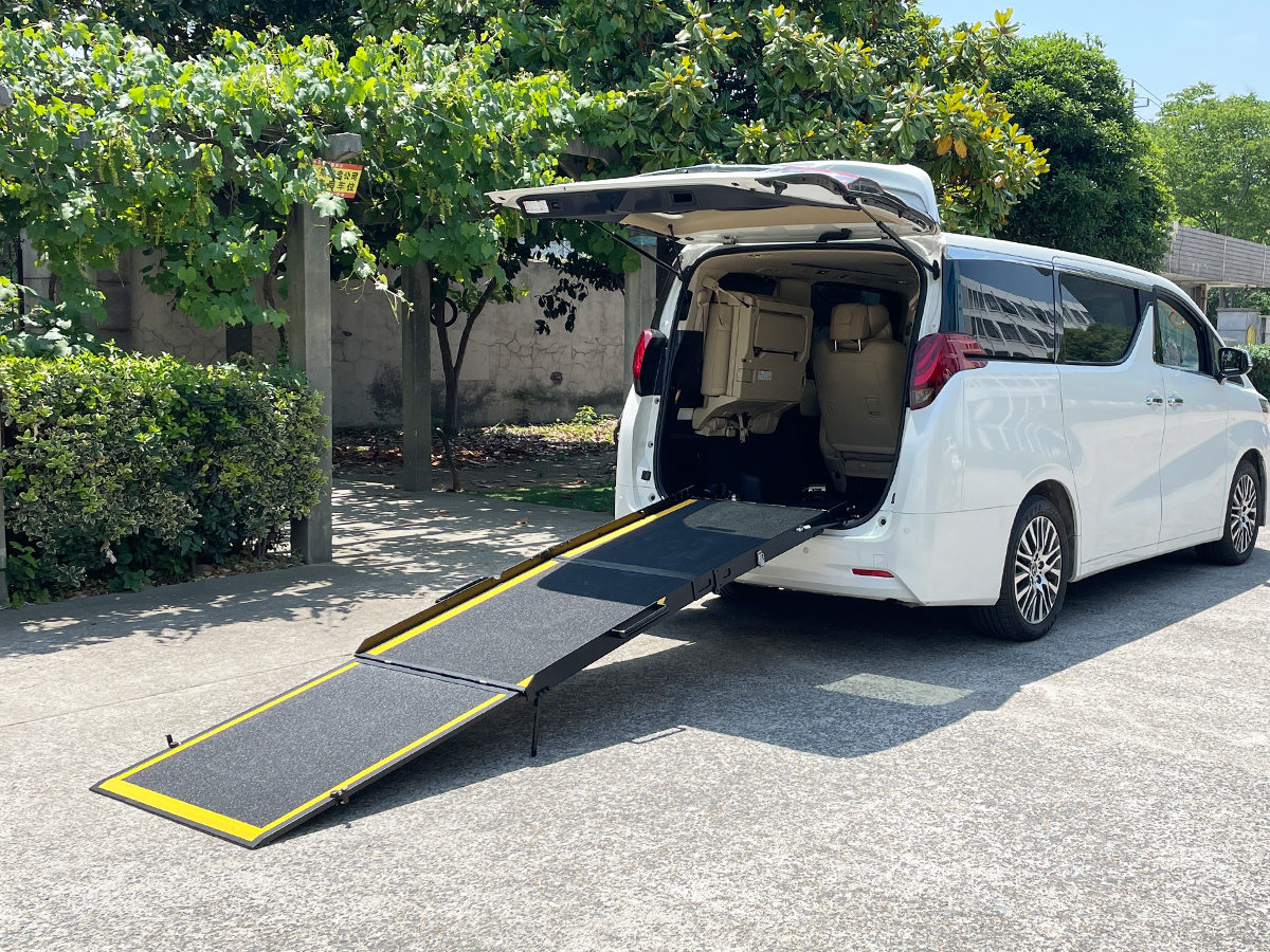 輪椅上車導板